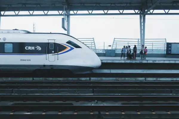 Expected Value Modeling for Short City Layovers